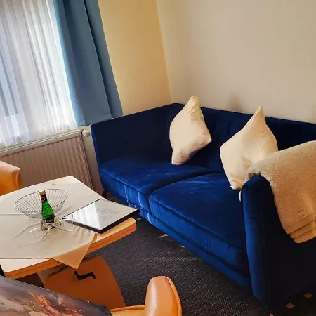 Apartmán Burhave Gaestehaus 4 *